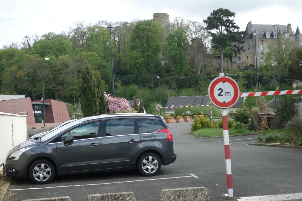 Bed and Breakfast Les Renaudines Château-Renault Exterior foto